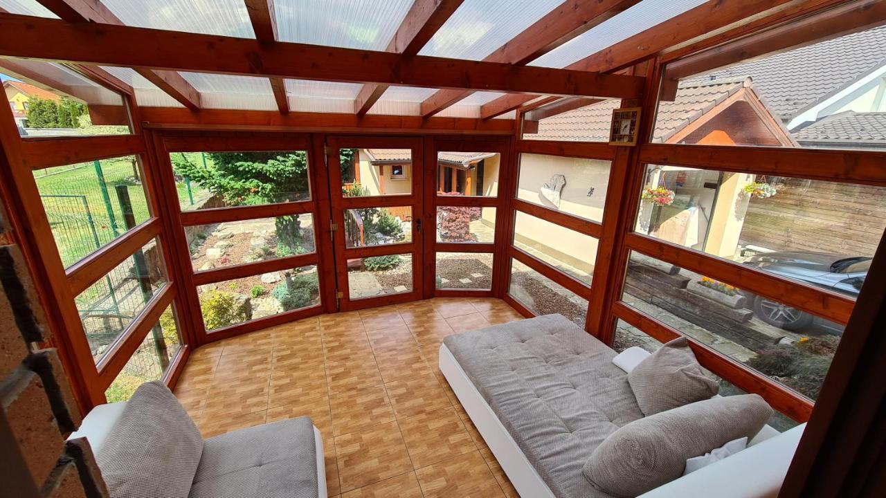 Rodinny Dom "Ako Doma" Veľký Slavkov Exteriör bild